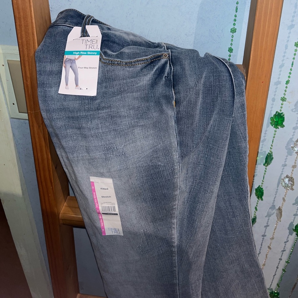 Time and Tru Women's High Rise Skinny Jeans